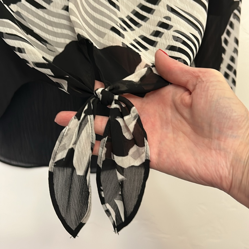 Chico’s Blouse - Picture 2 of 10